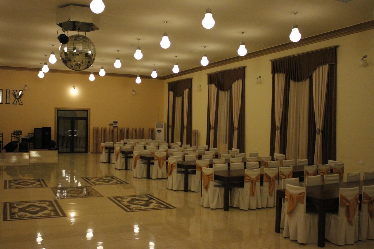 Hotel Fenix Complex Kapan Bagian luar foto