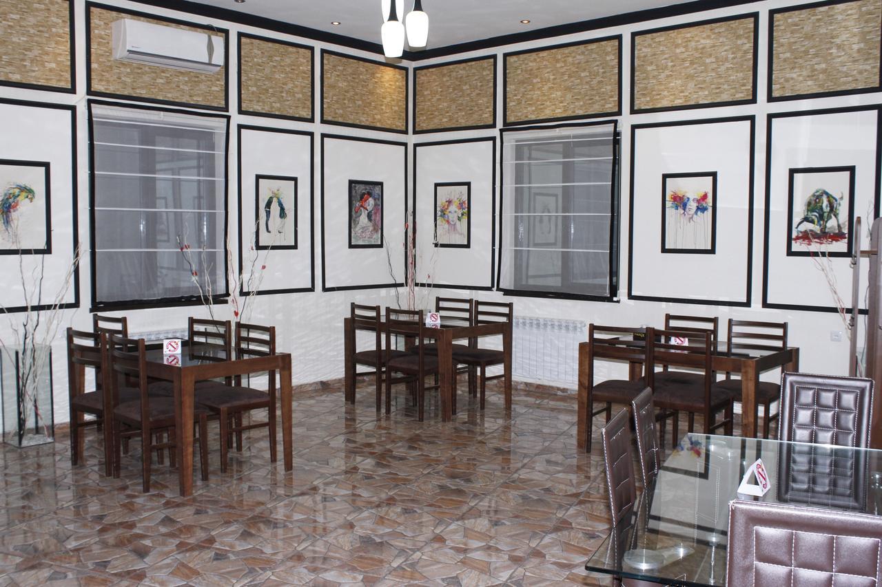 Hotel Fenix Complex Kapan Bagian luar foto