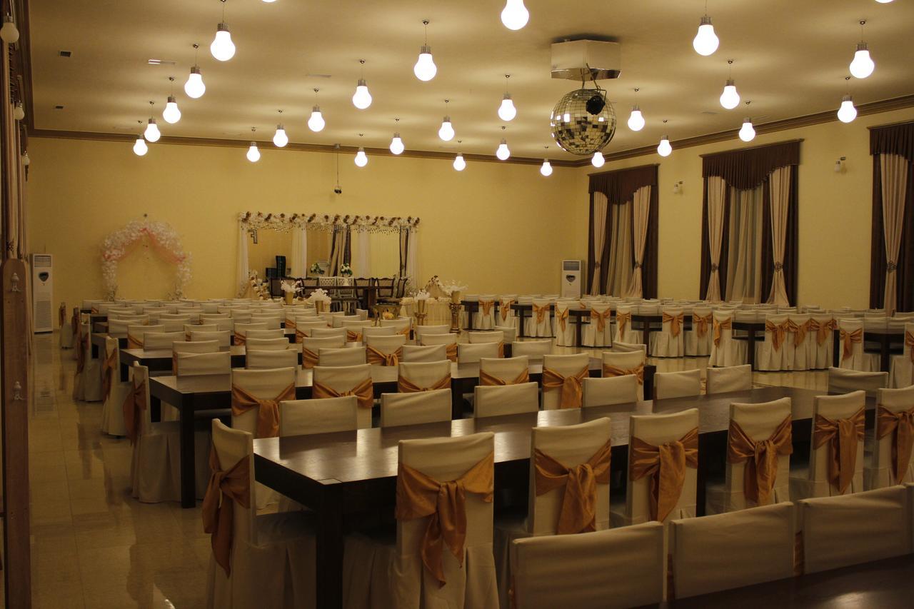 Hotel Fenix Complex Kapan Bagian luar foto