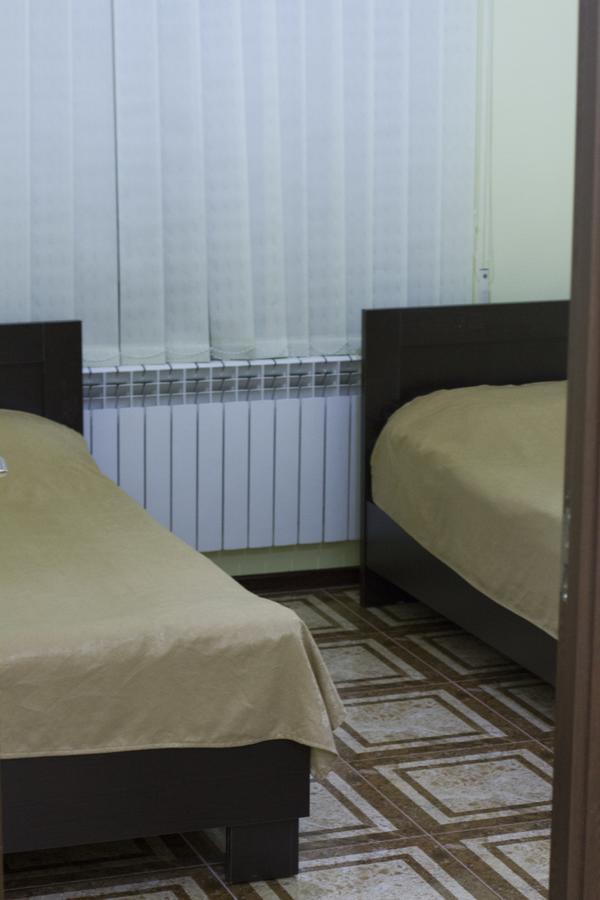 Hotel Fenix Complex Kapan Bagian luar foto